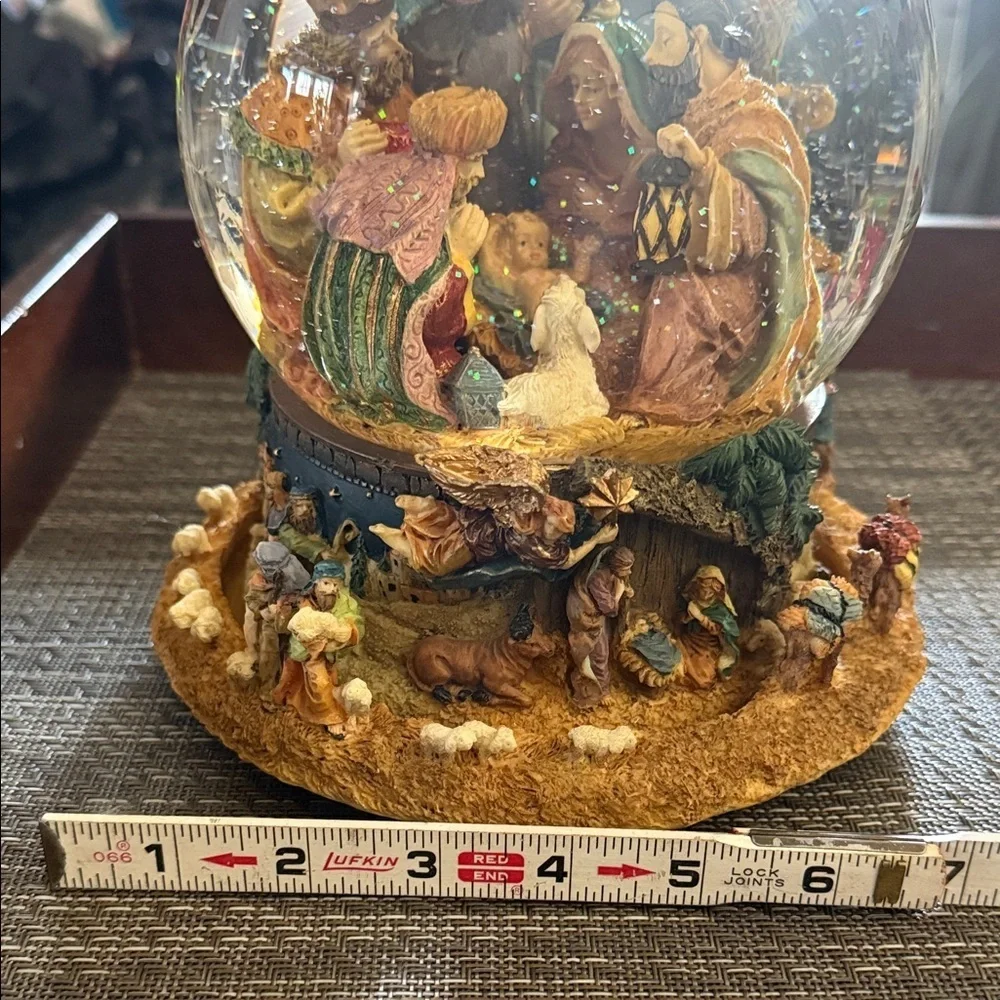 Nativity Christmas Scene 8” Snow Globe - Picture 11 of 13